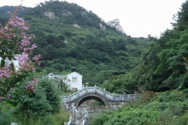 五脑山图片
