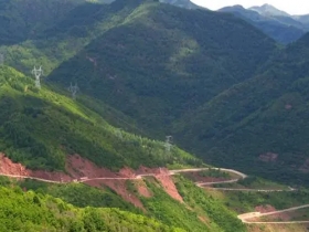 六盘山