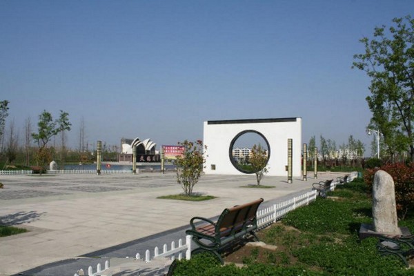 白天鹅公园旅游攻略
