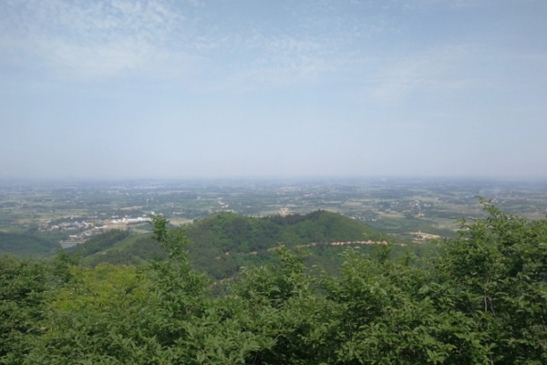 冶父山图片
