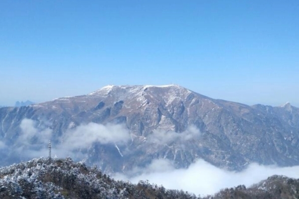 光头山图片