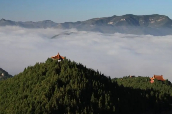 卧龙山图片