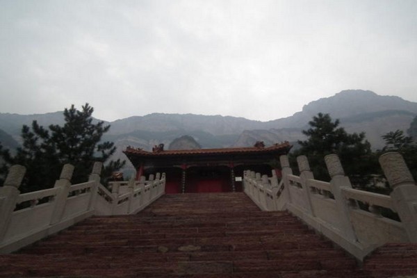 石家庄嶂石岩风景名胜区旅游攻略