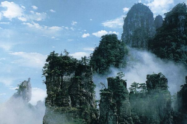 圣堂山图片