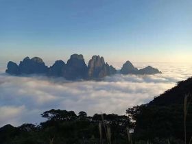 圣堂山