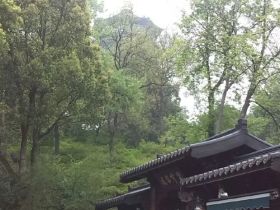 夕照山