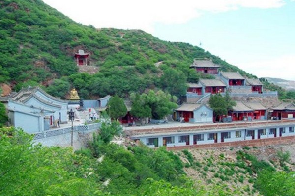 赤城温泉度假村旅游攻略