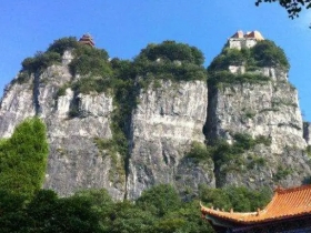 天柱山