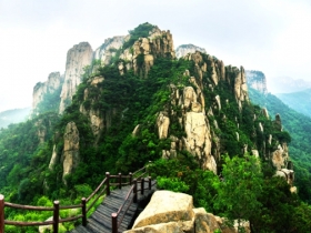 天崮山
