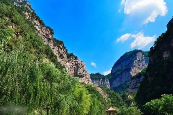 太岳山图片