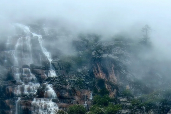 小相岭图片