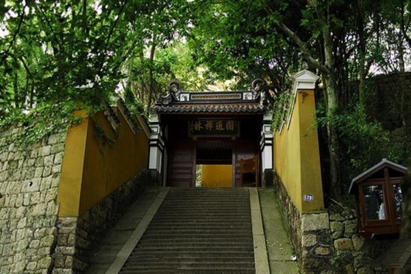 辽阳广佑寺景区旅游攻略
