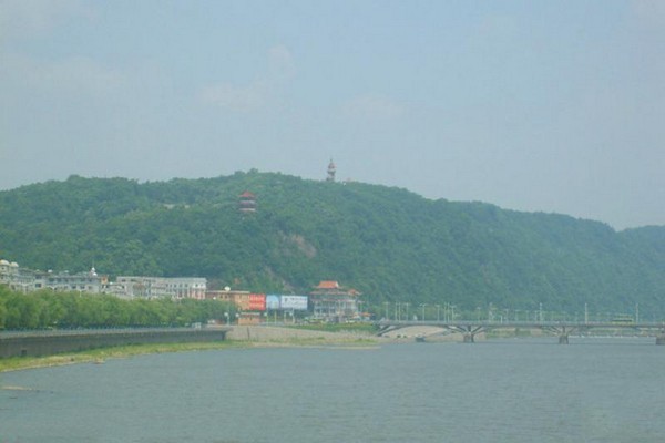 通化市玉皇山公园旅游攻略