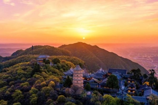 崆峒山图片