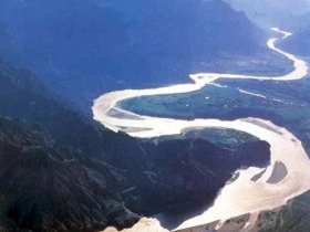 崤山