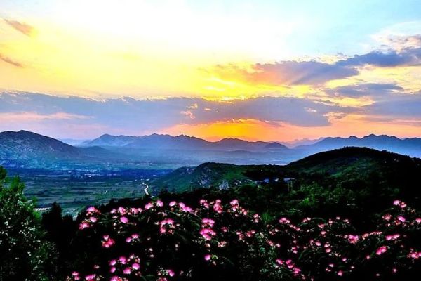 庆都山图片