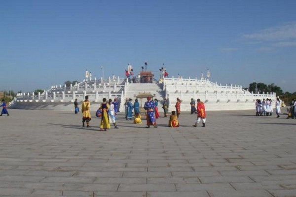 鄂尔多斯文化旅游村旅游攻略