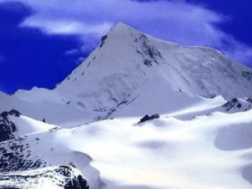 格拉丹东雪山