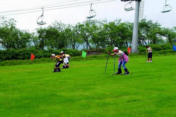 长春莲花山滑雪场旅游攻略
