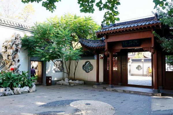 长春锦程公园旅游攻略