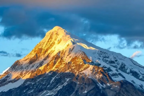 格聂山图片