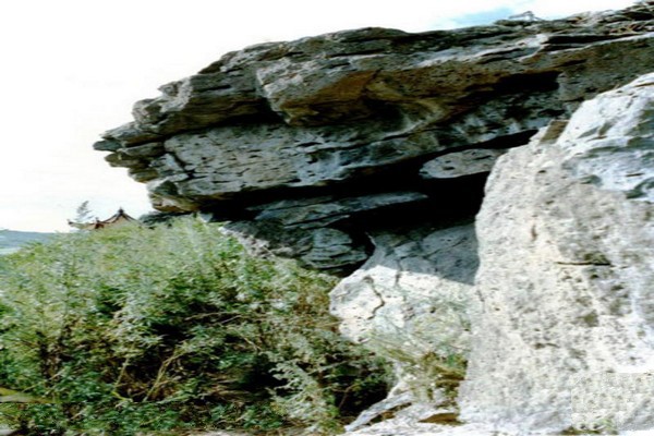 长白塔山公园旅游攻略