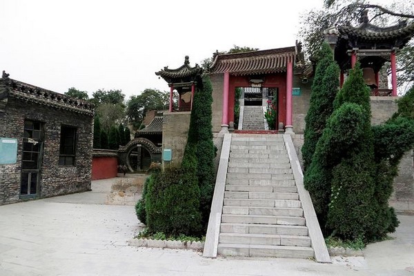 阳泉石评梅故居旅游攻略
