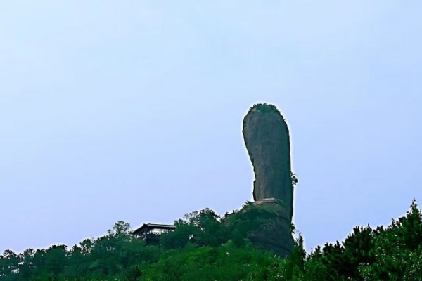 棒槌山图片