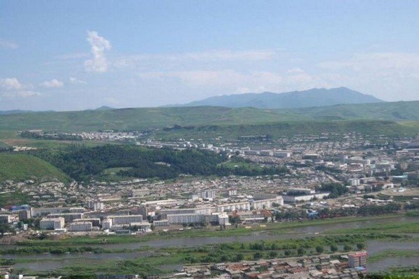 长白塔山公园旅游攻略