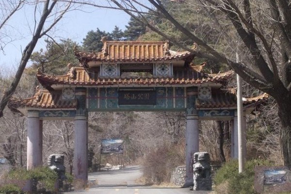 长白塔山公园旅游攻略