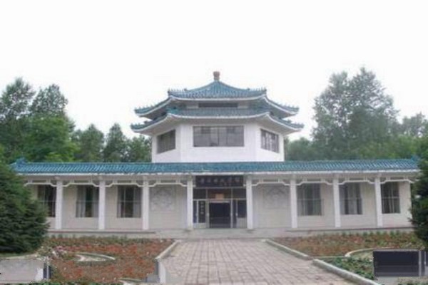 隆化董存瑞烈士陵园旅游攻略