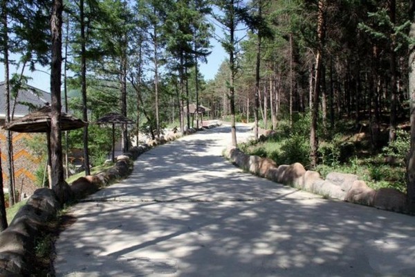鞍山山水庄园旅游攻略