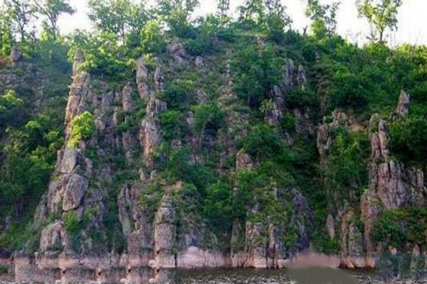 黑河山口湖风景区旅游攻略