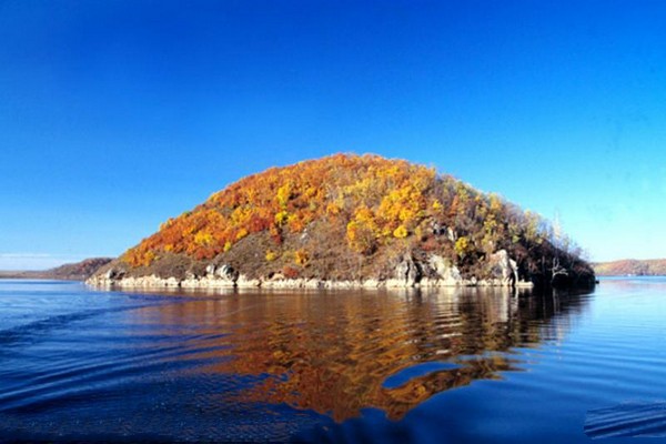 黑河山口湖风景区旅游攻略