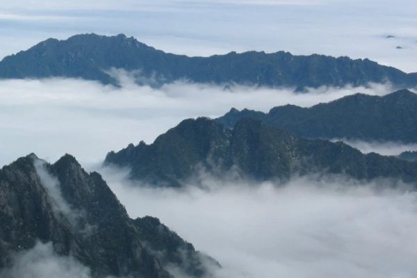 秦巴山图片