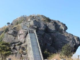 银瓶山