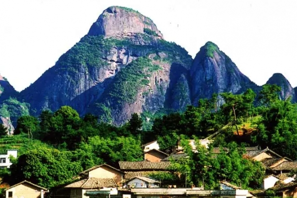 都峤山图片