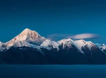阿尔喀山