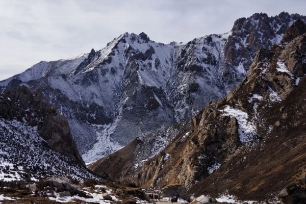 马牙雪山图片
