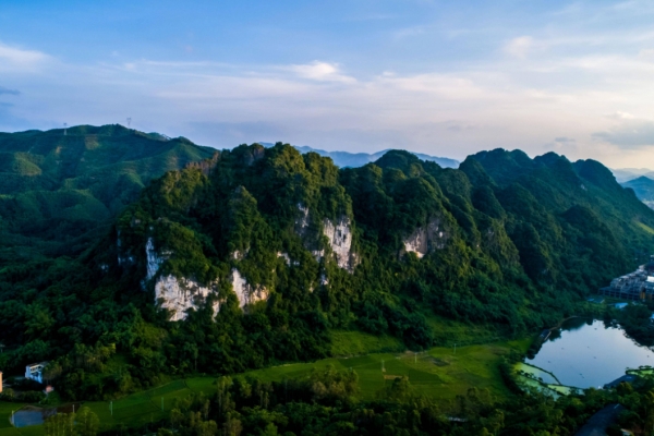 鹿峰山图片