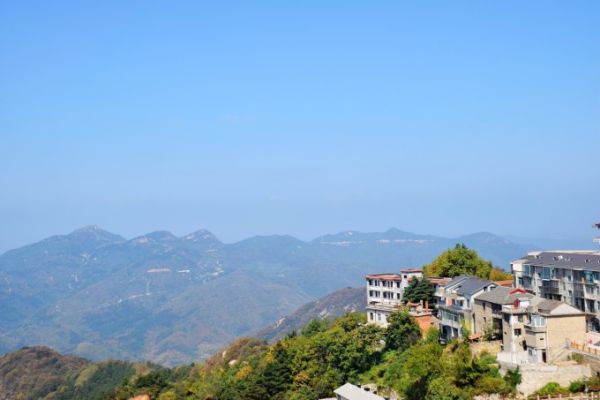 鸡公山图片