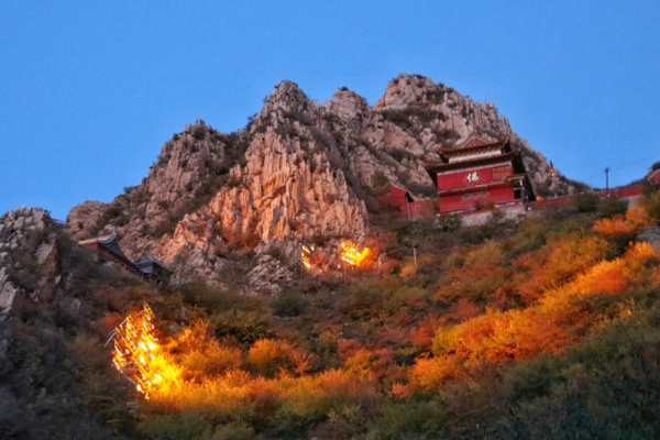 鸡鸣山图片