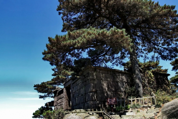 龙首山图片