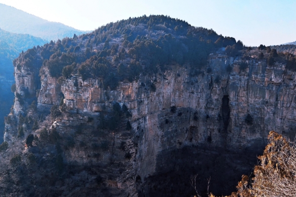 龙洞山图片