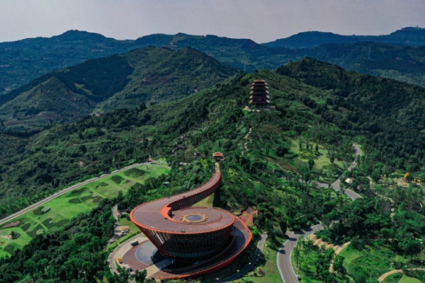龙泉山图片