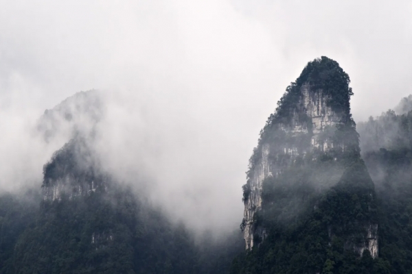 黑山谷图片