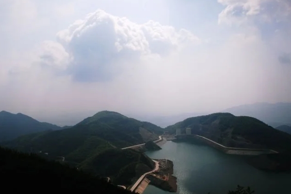 黑麋峰图片